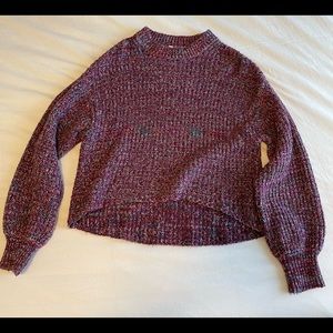 Darling semi-cropped puff sleeved women’s sweater!
